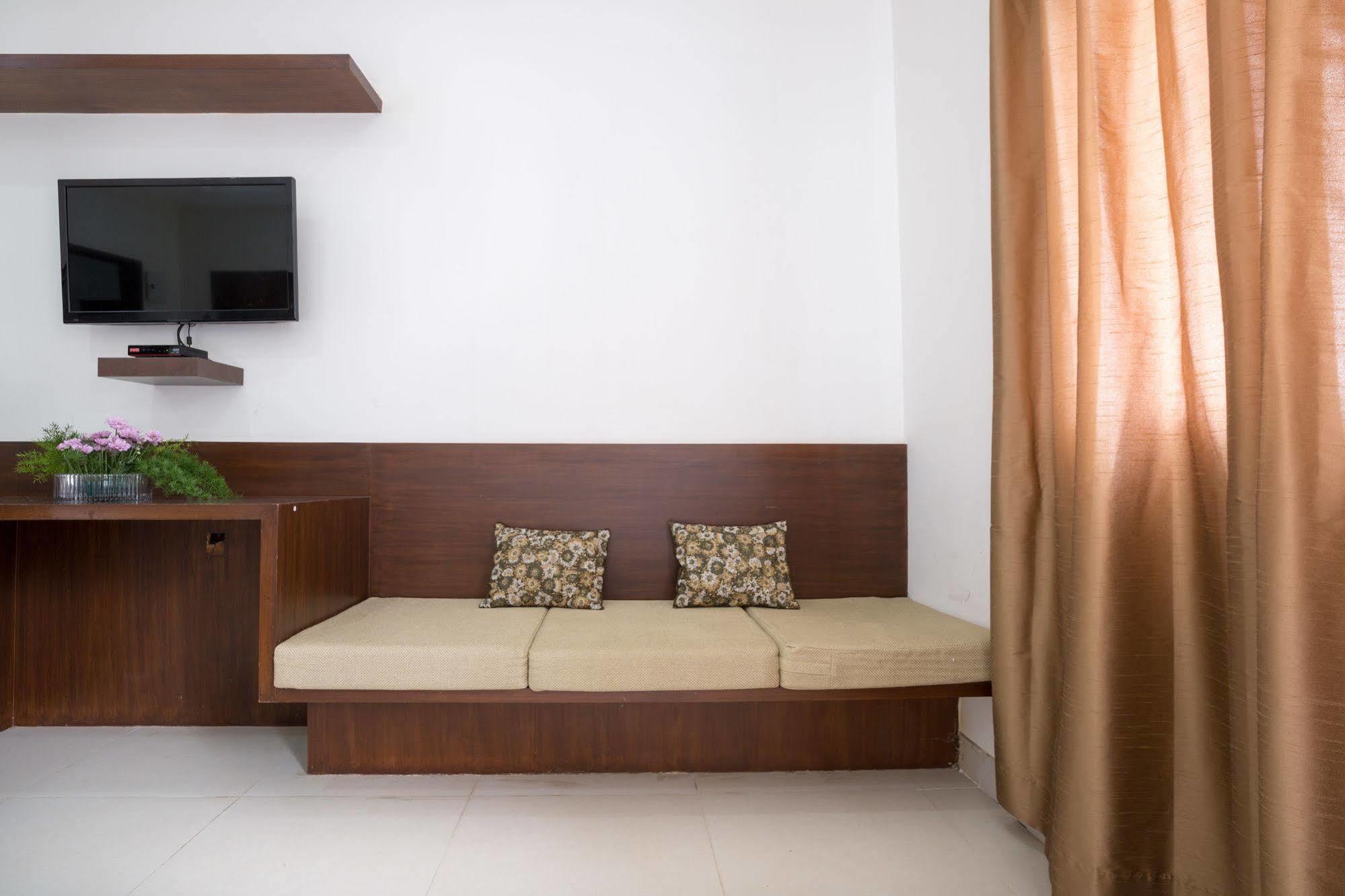 Sanctum Suites Bel Road Bangalore Exterior foto